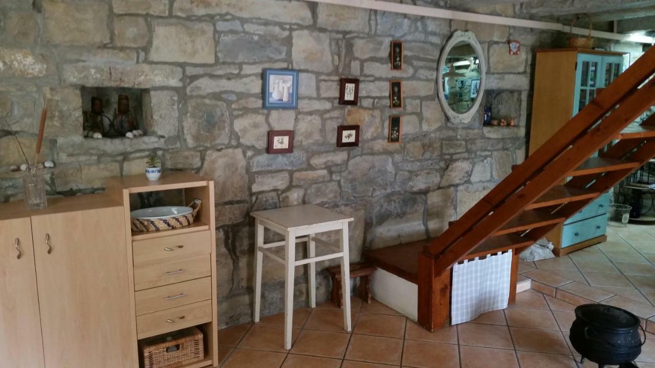 Labor Istrska Hiska Villa Marezige Buitenkant foto